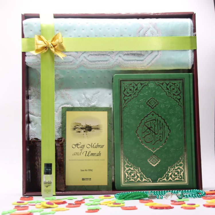 Hajj Gift Set product image